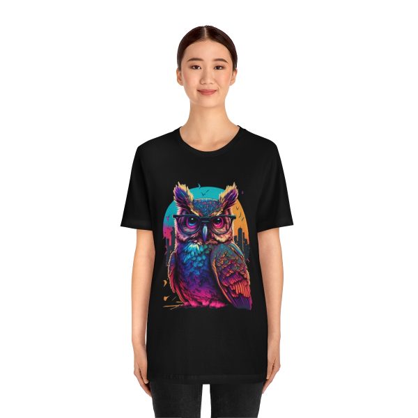 Retro Owl With Glasses - Short Sleeve T-shirt | 18102 10