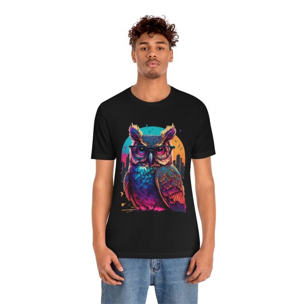Retro Owl With Glasses - Short Sleeve T-shirt | 18102 11