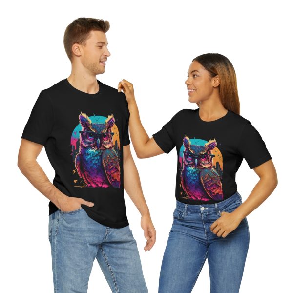 Retro Owl With Glasses - Short Sleeve T-shirt | 18102 17