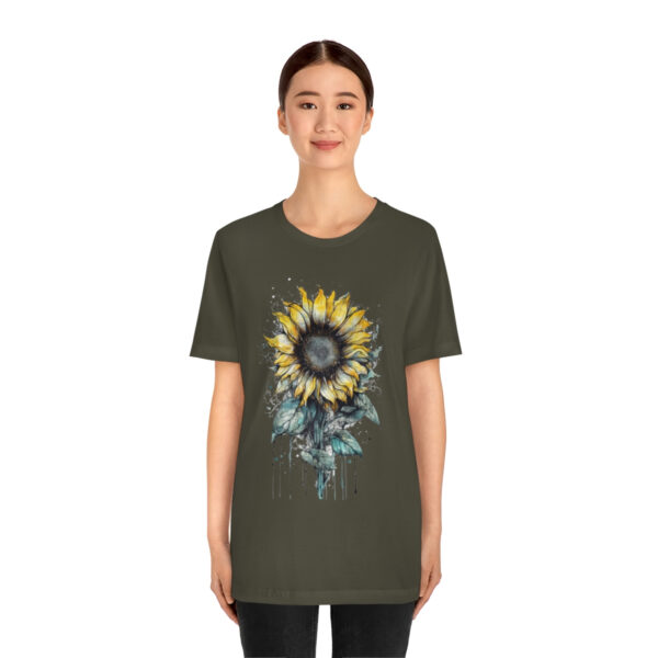 Geometric Sun Flower with Ink and Water Color - Short Sleeve Tee | 18062 2