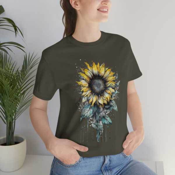 Geometric Sun Flower with Ink and Water Color - Short Sleeve Tee | 18062 6