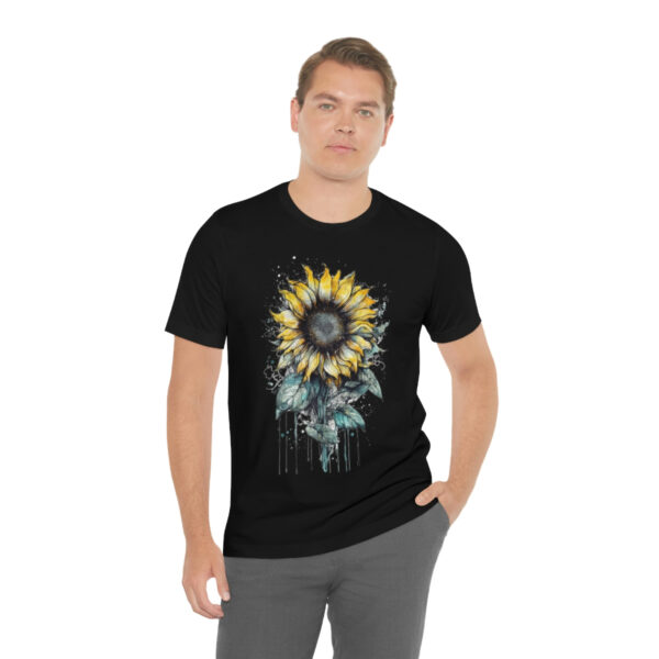 Geometric Sun Flower with Ink and Water Color - Short Sleeve Tee | 18102 5