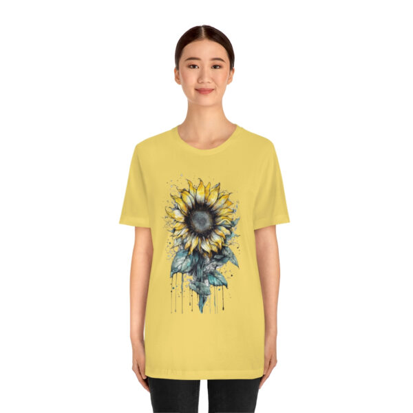Geometric Sun Flower with Ink and Water Color - Short Sleeve Tee | 18550 2