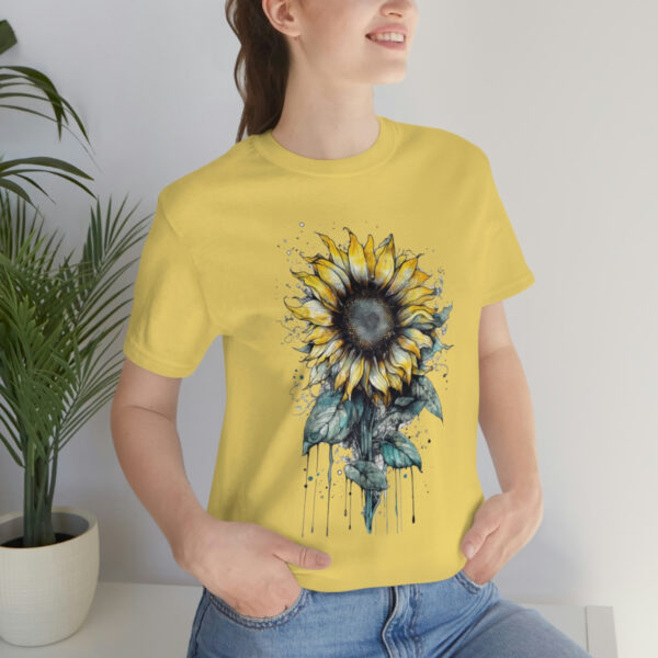 Geometric Sun Flower with Ink and Water Color - Short Sleeve Tee | 18550 6